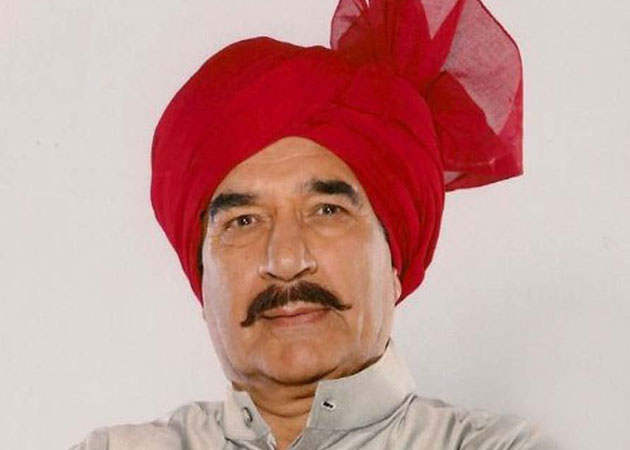 Actor Kulbhushan Kharbanda In Red Turban