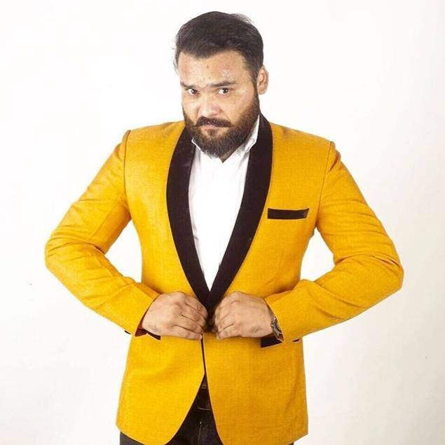 Kulbir Jhinjer In Yellow Blazer