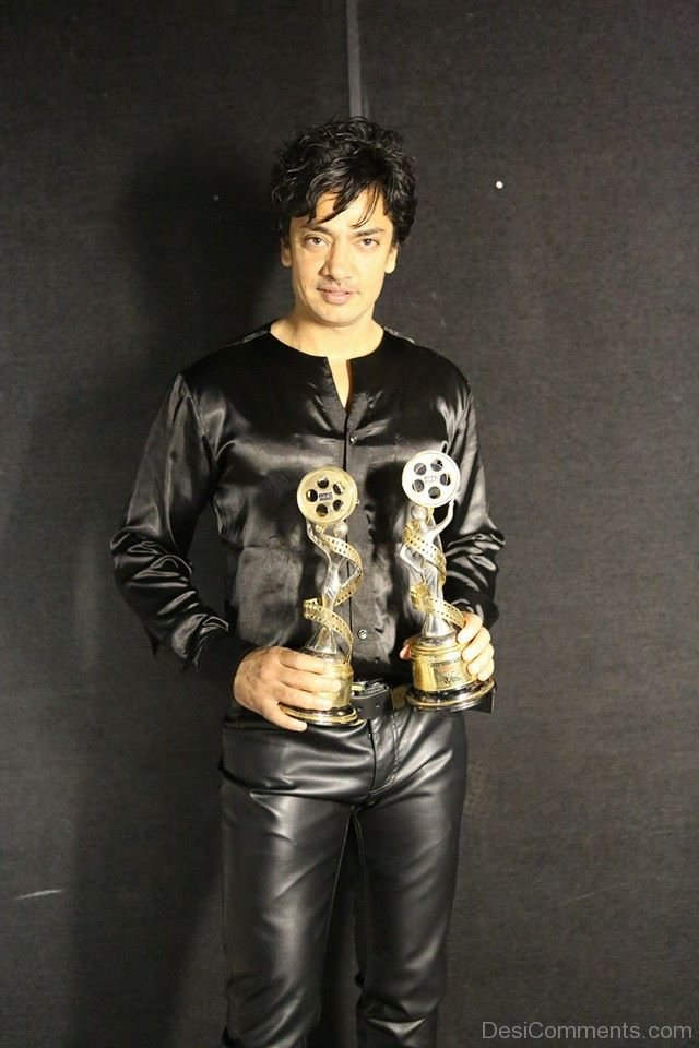 Kuljinder Singh Sidhu Old Pic With Award