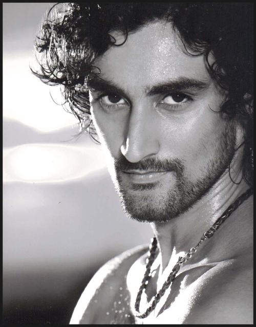 Black And White Pic Of Kunal Kapoor