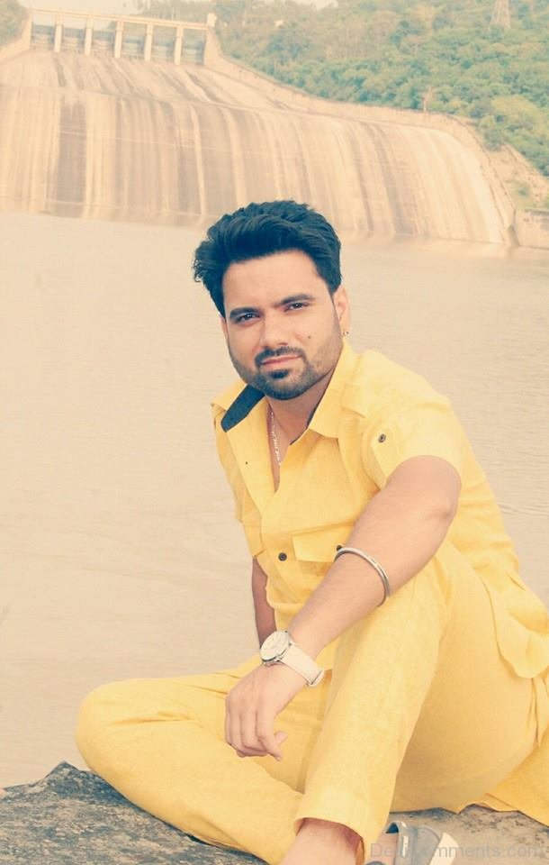 Mandeep Mitthi In Yellow Kurta Pajama