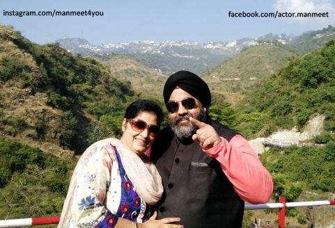 Manmeet Singh With His Wife