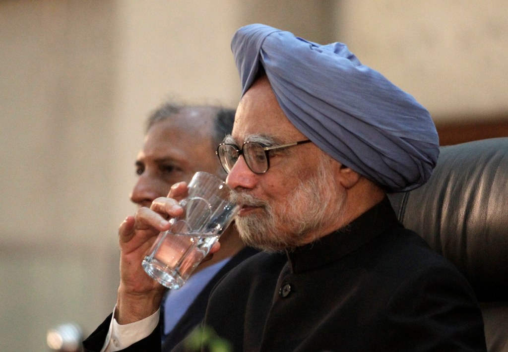 Leader Manmohan Singh Drinking Water