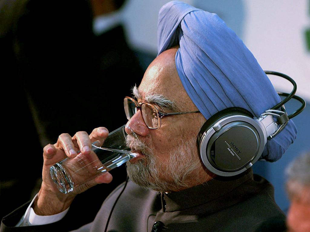 Manmohan Singh Drinking Water