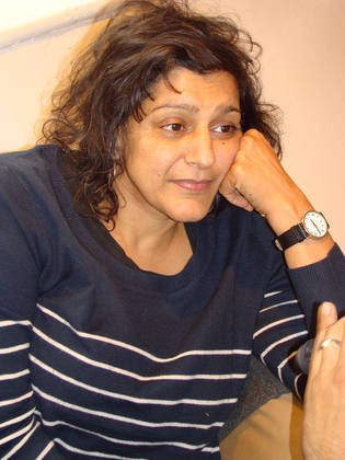 Meera Syal Looking Tensed