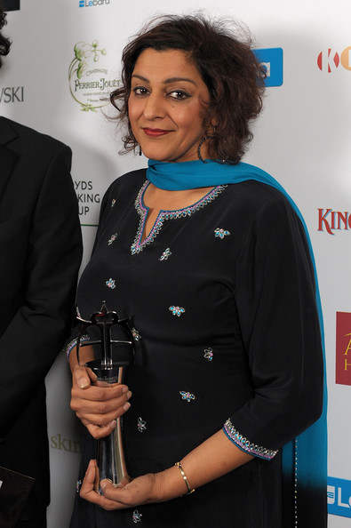 Meera Syal With Award