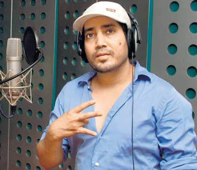 Mika Singh Recording Song