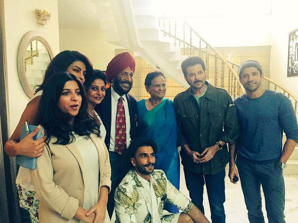 Milkha Singh With Ranvir Singh,Anil Kapoor,Farhan Akhtar And Priyanka Chopra