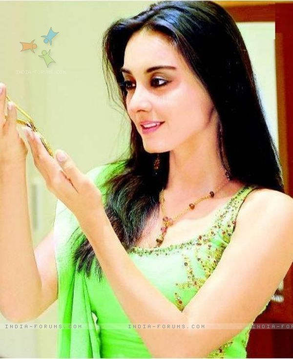 Bollywood Beautiful Actress Minissha Lamba