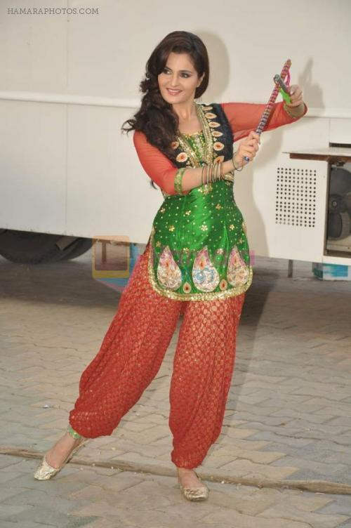 Monica Bedi In Punjabi Suit