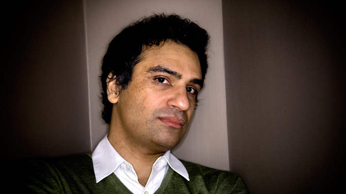 Nadeem Aslam Selfie Pic