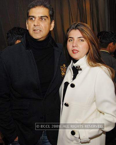 Nikhil Chopra With His Wife