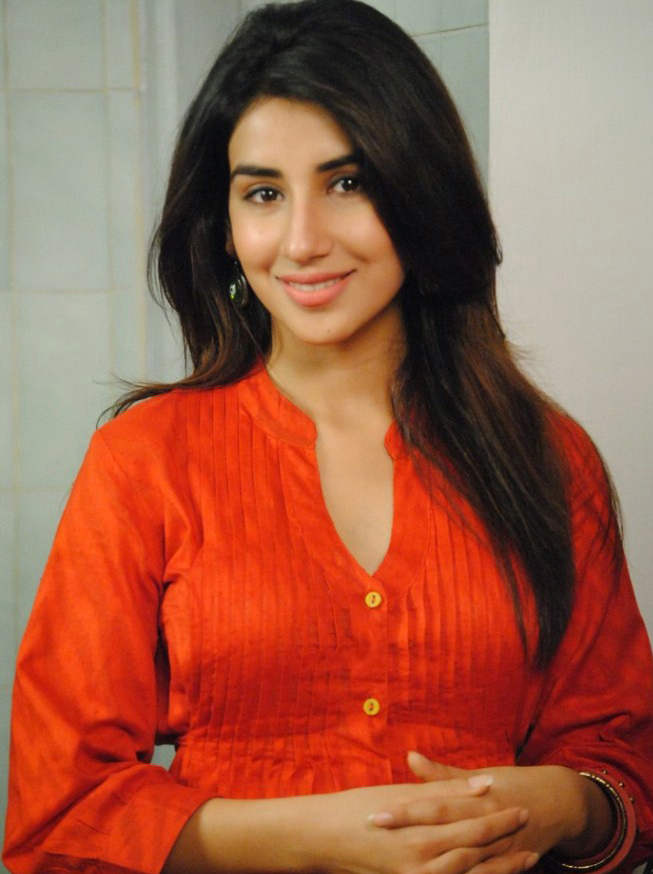 Actress Parul  Gulati