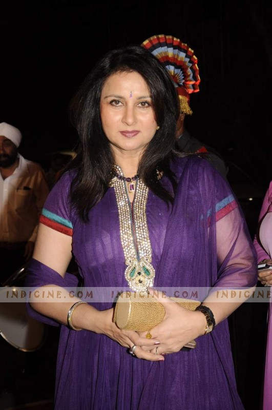 Poonam Dhillon Actress