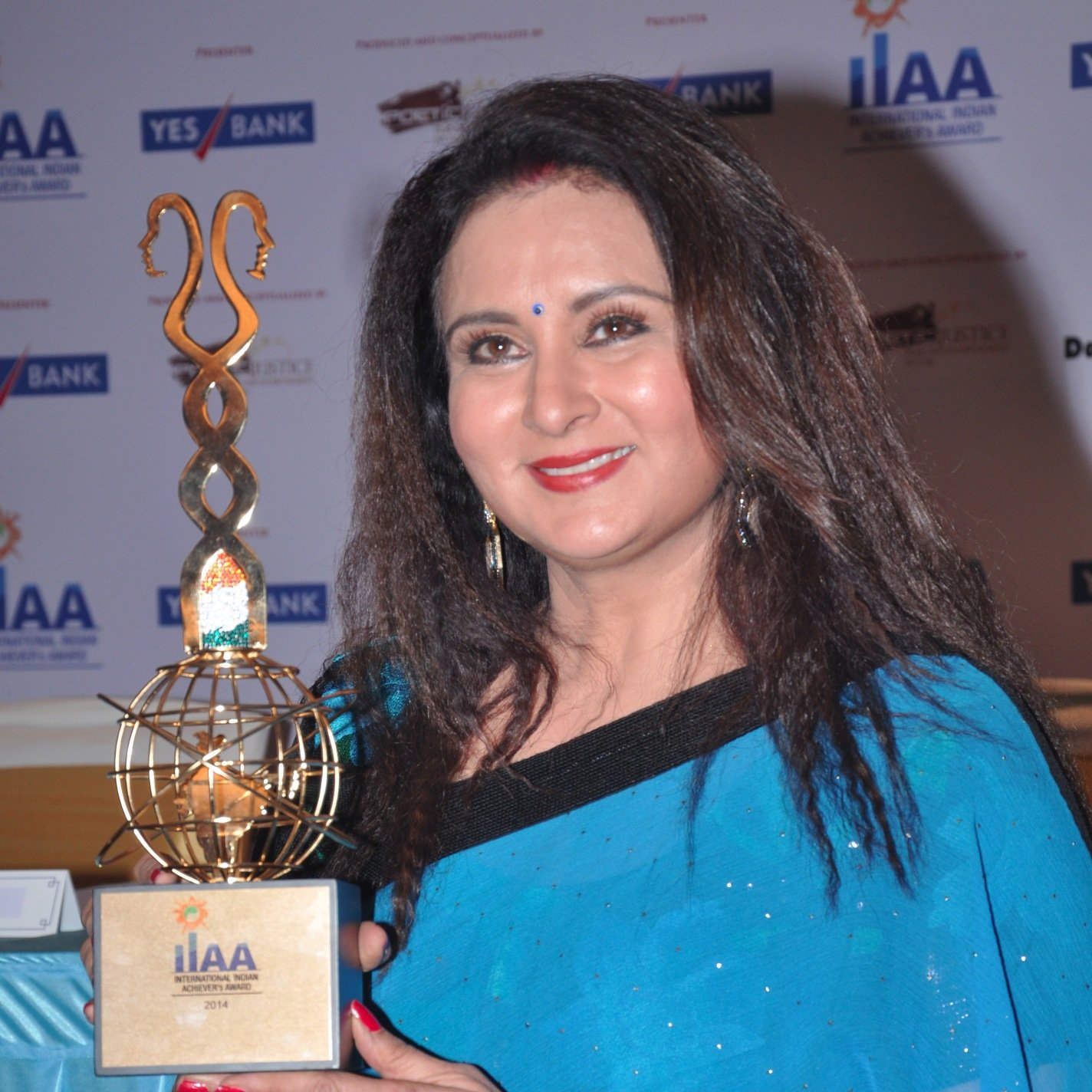 Poonam Dhillon Holding Award