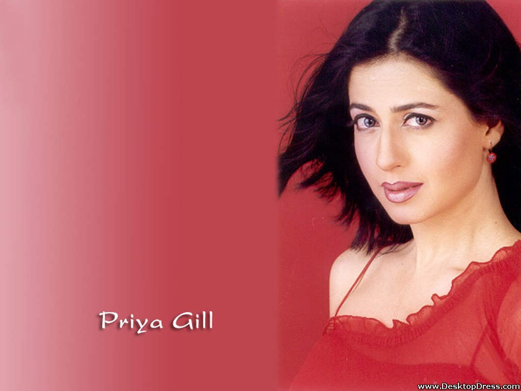 Priya Gill  Looking Preety