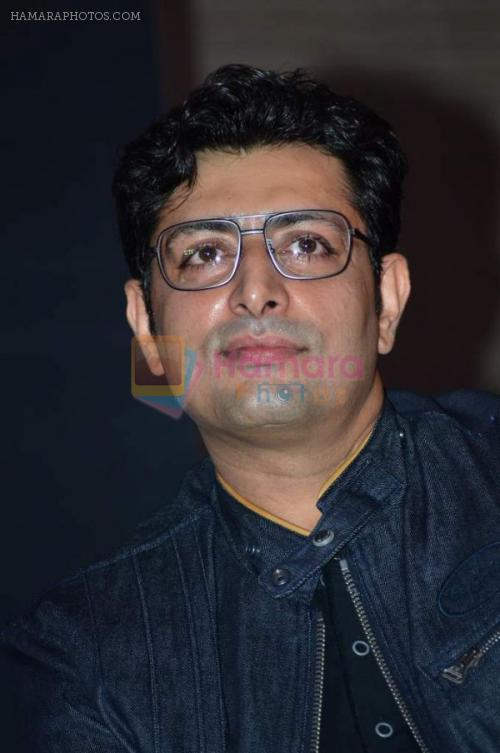 Actor Priyanshu Chatterjee Wearing Spax
