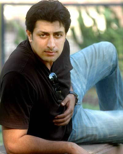 Priyanshu Chatterjee Wearing Black T-shirt
