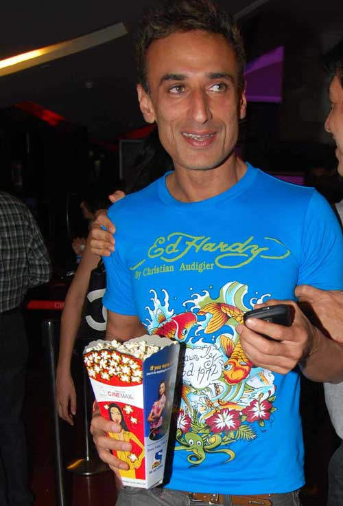 Rahul Dev Holding Popcorn