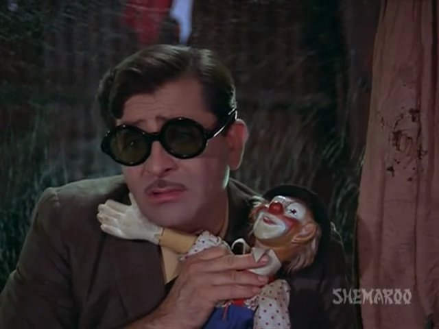 Raj Kapoorholding Doll