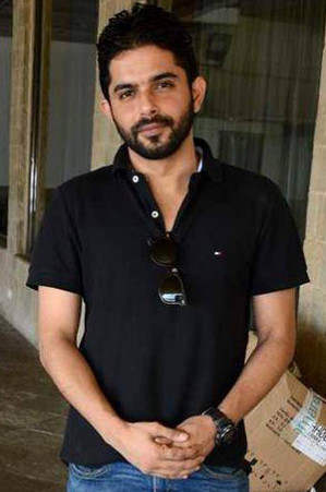 Raj Singh In Black T Shirt