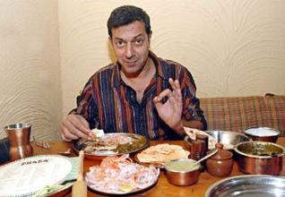 Rajat Kapoor Eating