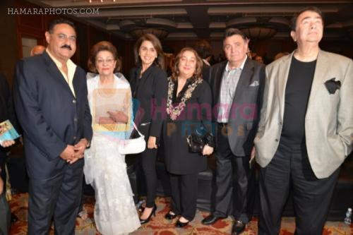 Rajiv Kapoor With Kapoor Family