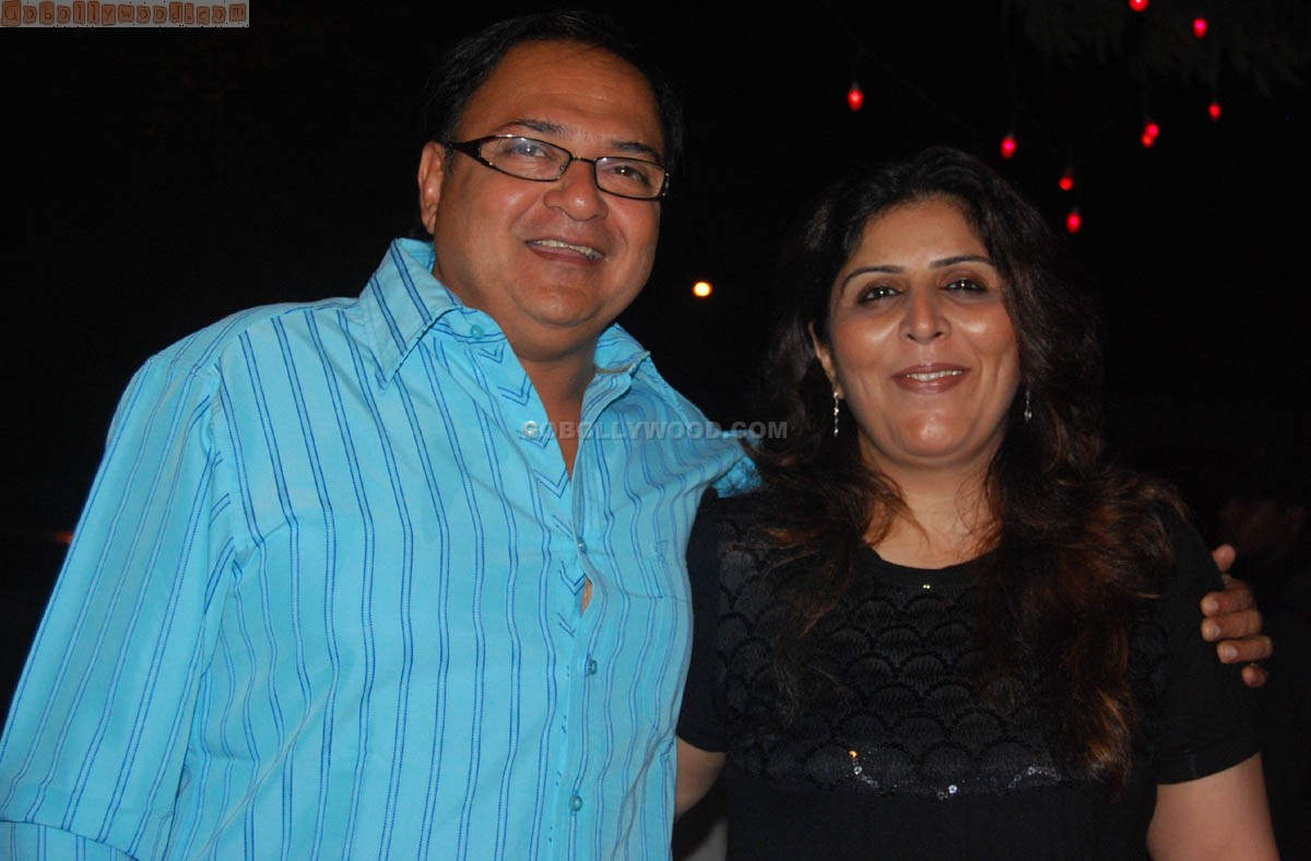 Rakesh Bedi And His Wife