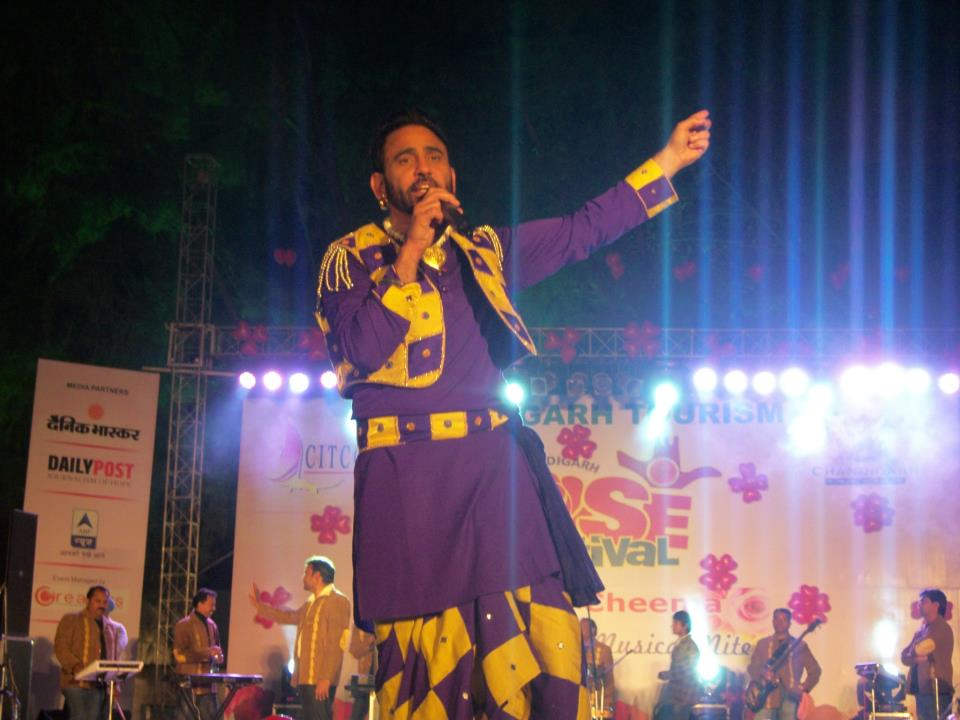 Sarbjit Cheema During Stage Show