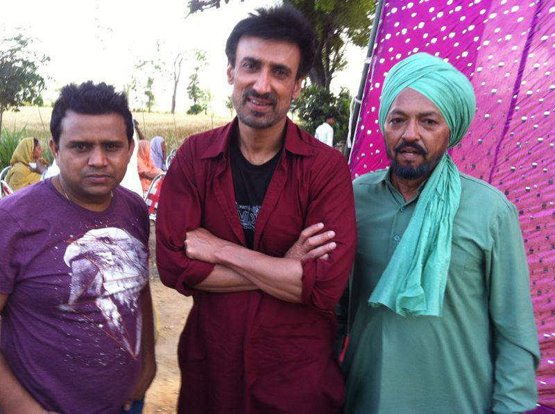 Karmjit Anmol And  Rahul Dev With  Sardar Sohi