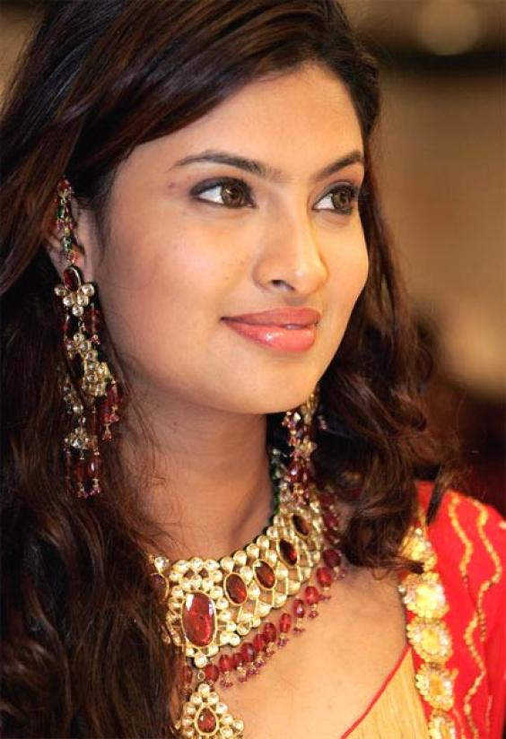 Sayali Bhagat Closeup