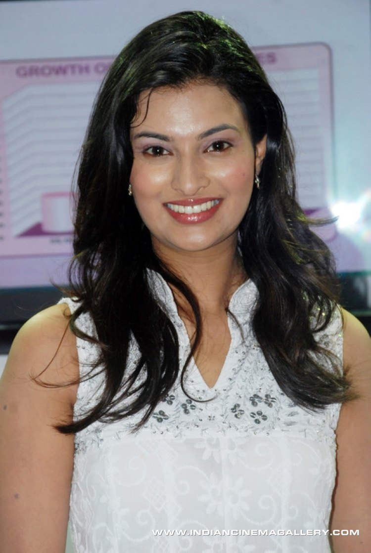 Sayali Bhagat Famous Actress