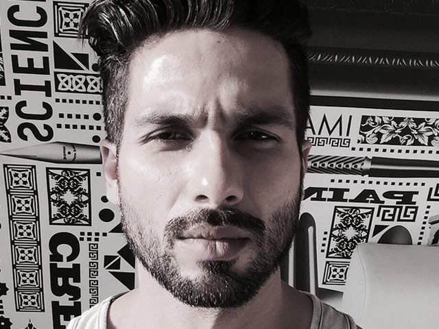 Shahid Looking Serious