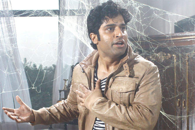 Shakti Anand During Scene