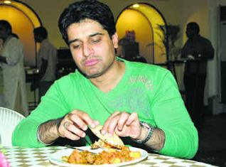 Shakti Anand Eating Food
