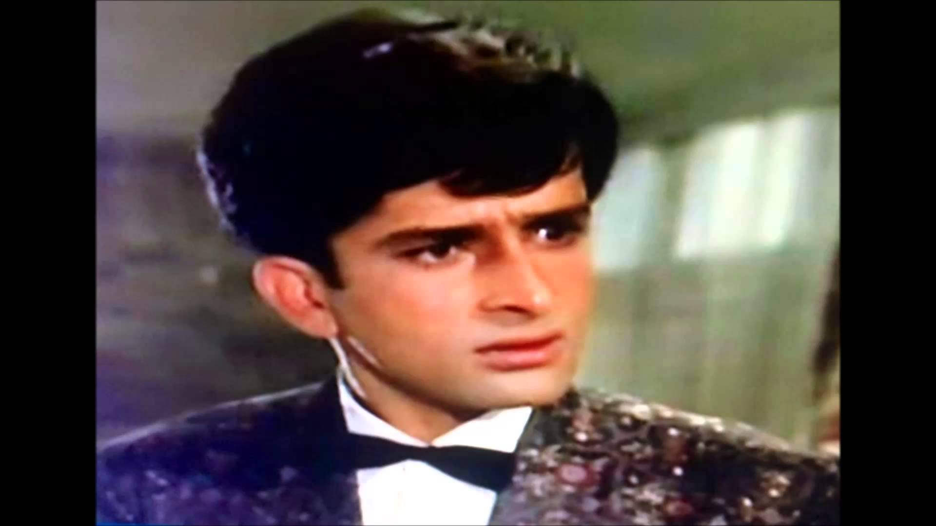 Shashi Kapoor Looking Tensed
