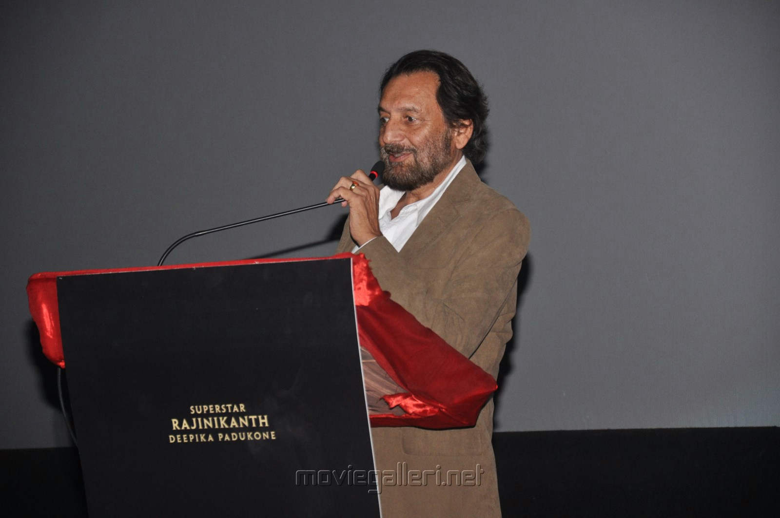 Shekhar Kapur Giving Speech