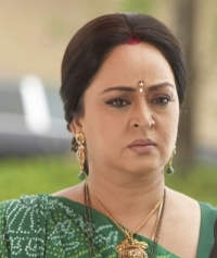 Shoma Anand Looking Tensed