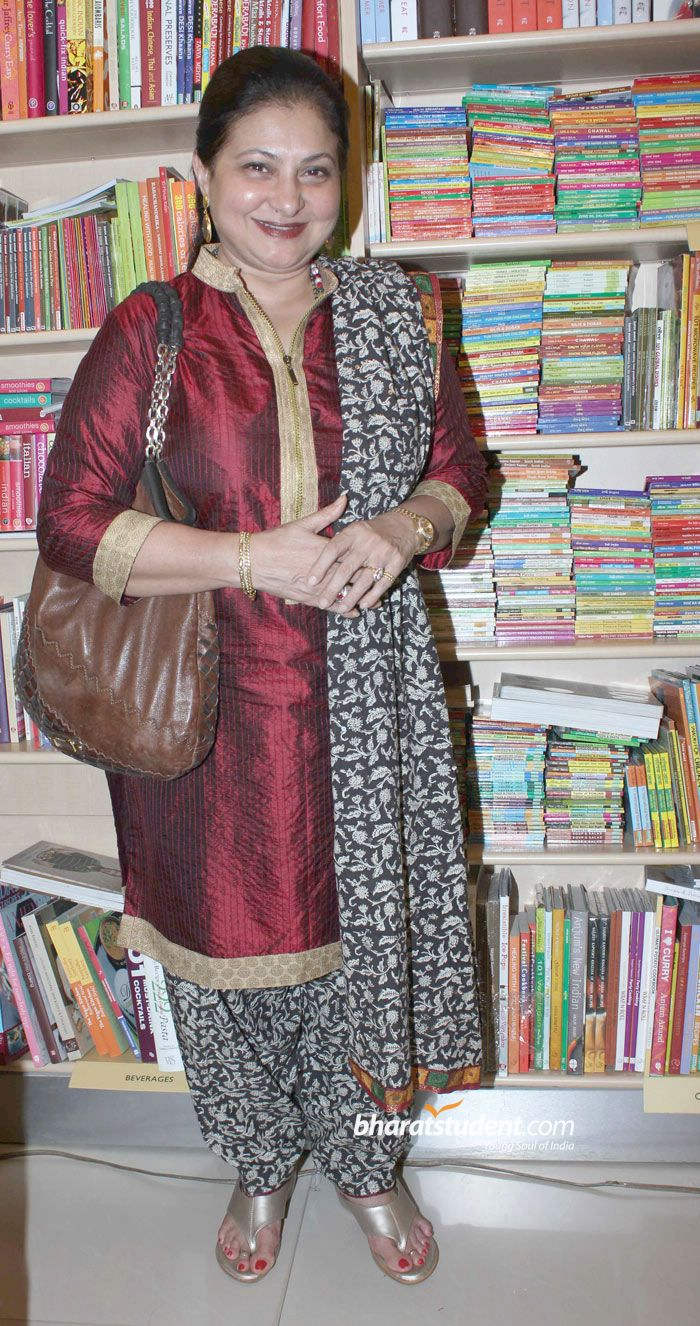 Smita Jaykar At Book Store