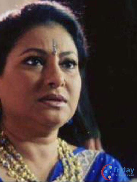 Smita Jaykar Looking Tensed