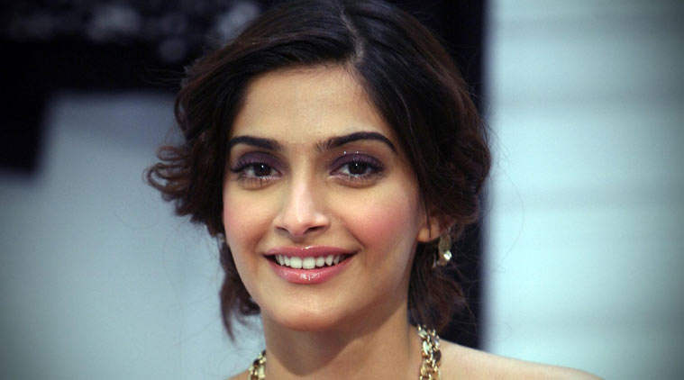 Sonam Kapoor Looking Awesome