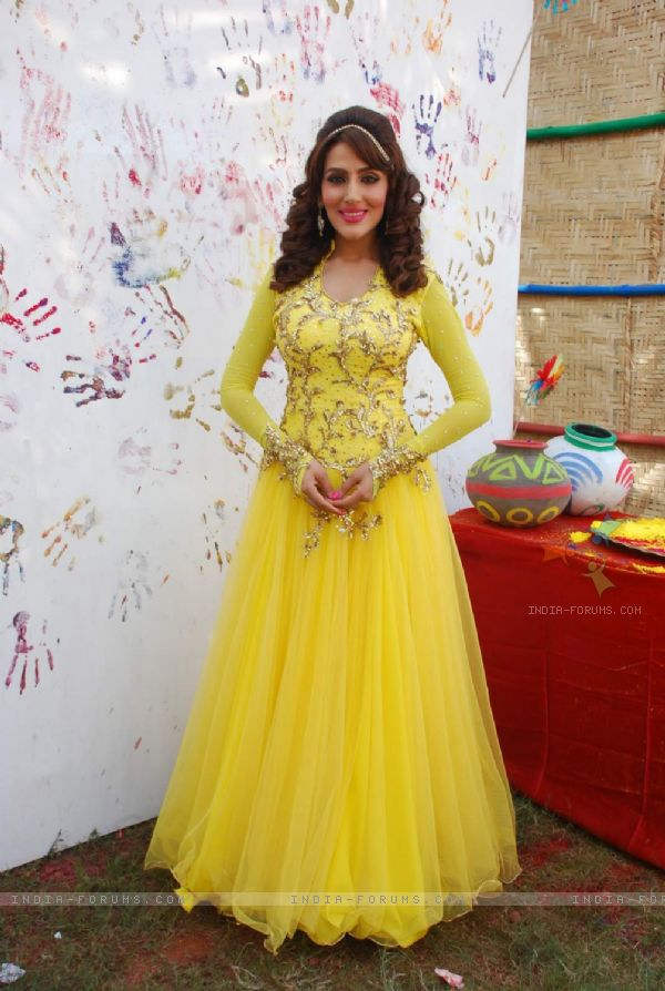 Sudeepa Looking Sweet In Yellow Dress