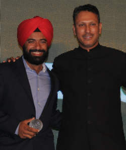 Sujjan Singh With Jeev Milkha Singh