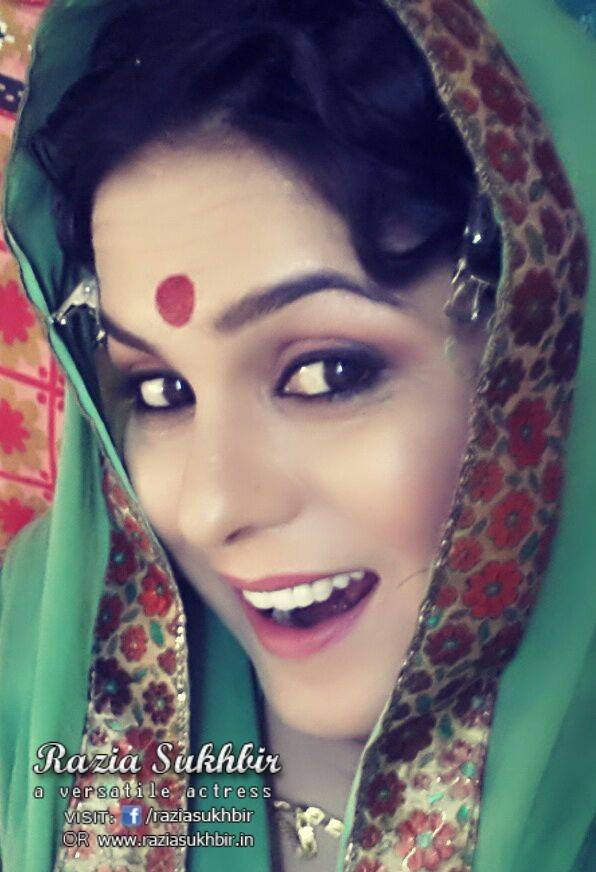 Razia Sukhbir Looking Dazzling