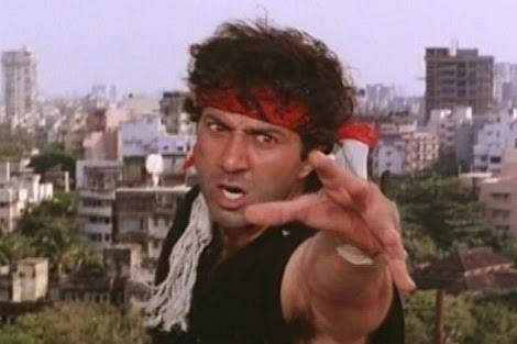 Sunny Deol Showing His Hand