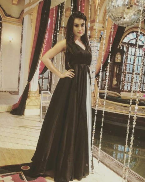 Surbhi Looking Beautiful In Black Dress
