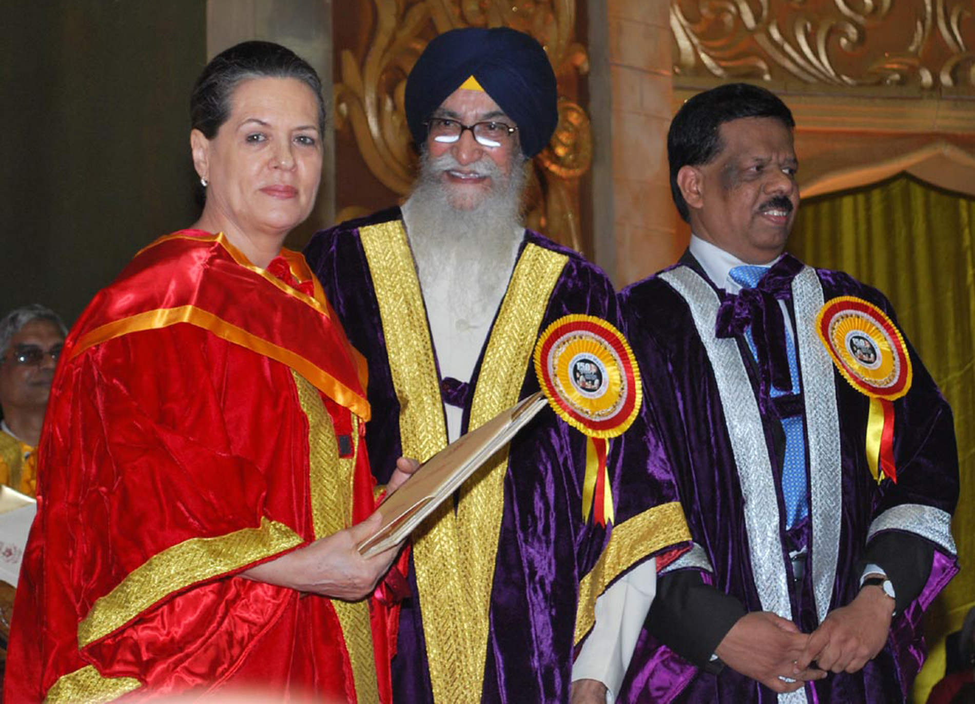Surjit Singh Barnala And Sonia Gandhi