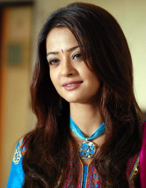 Lovely Surveen Chawla