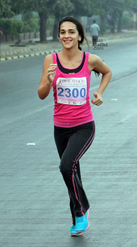 Tara Sharma Doing Jogging