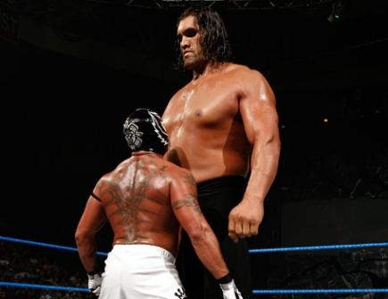 Great Khali And Rey Mysterio In Ring